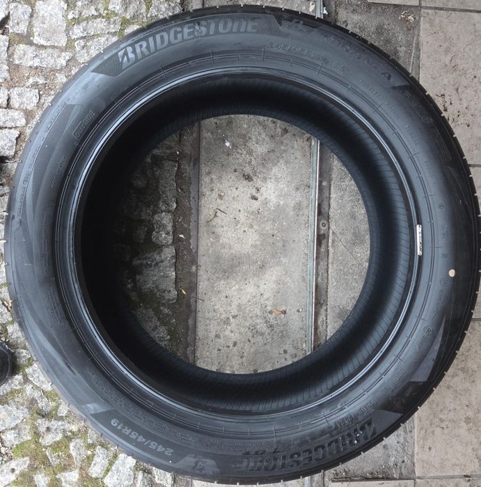 Opony letnie Bridgestone Turanza 6 245/45R19 102Y DOT2324