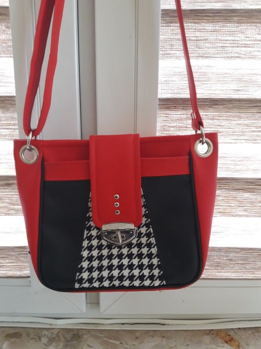 Piękna kolorowa torebka, stan idealny