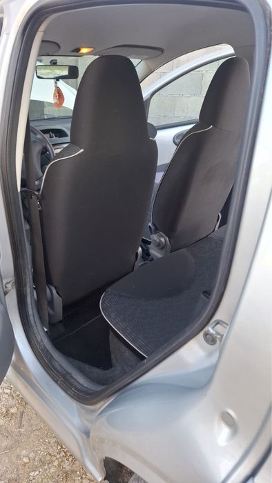 Peugeot 107 Black & Silver Edition — photo 4