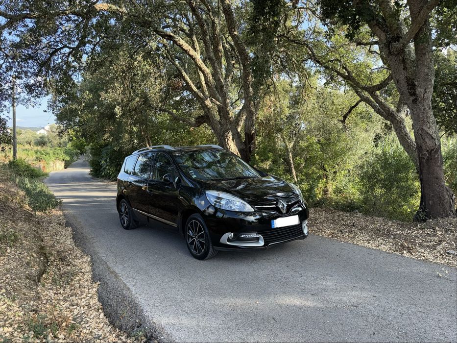 Renault Grand Scénic 1.5 dCi Bose Edition (7 Lugares)
