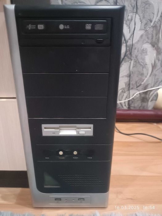 Старый компьютер