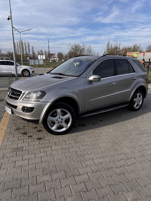 Mercedes -Benz M-Class (W164) 2007 рік