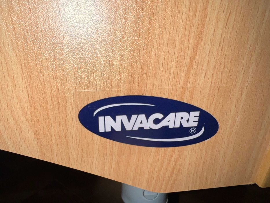 Cama Articulada Elétrica (Invacare) + Colchão Preventivo de Escaras