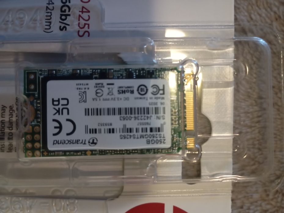 SSD накопитель 250гб, пам'ять 8Гб ддр4
