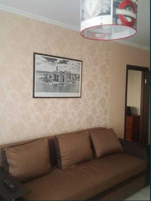 Продам 2к квартиру Новые Дома Метро Дворец спорта. 4й\9ти