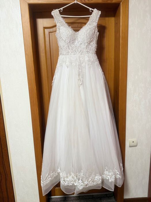 Весільна сукня літо