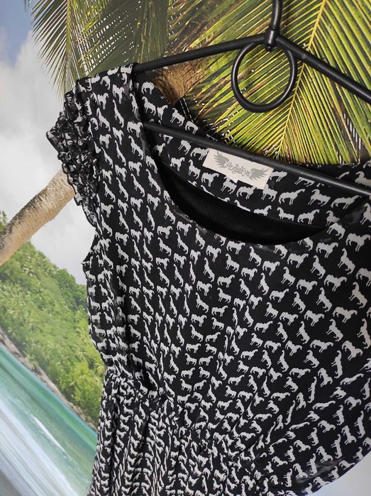 Sukienka letnia czarno biała