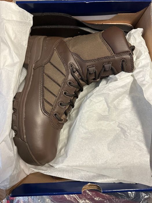 Nowe buty wojskowe Bates