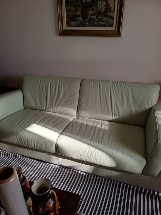 Sofá cabedal quase novo