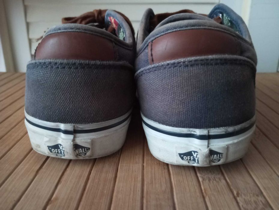 VANS Sneakers Size 41423106294570045444