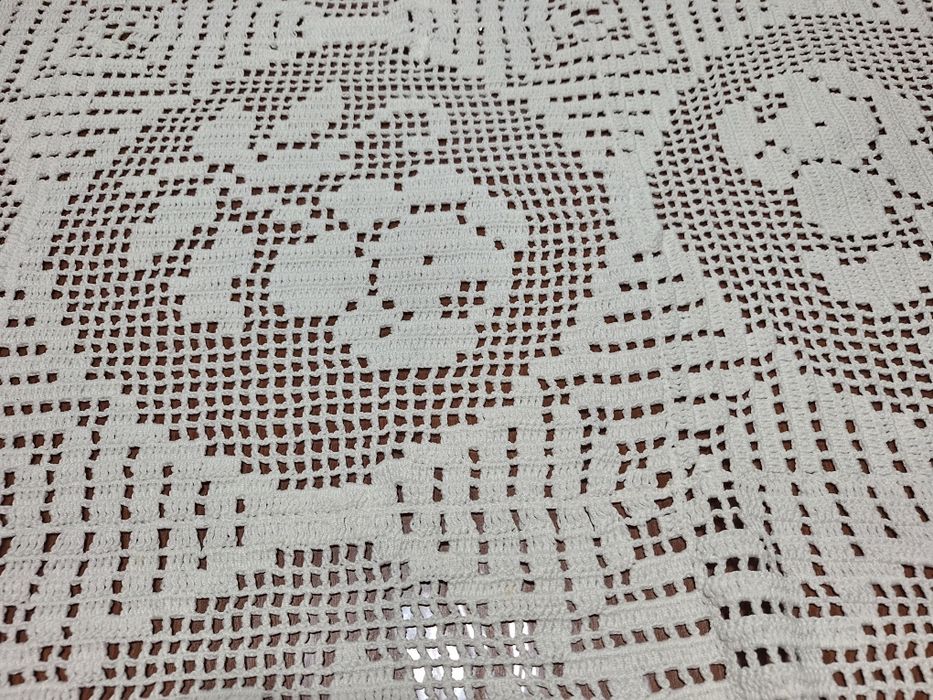 Toalha de mesa em renda