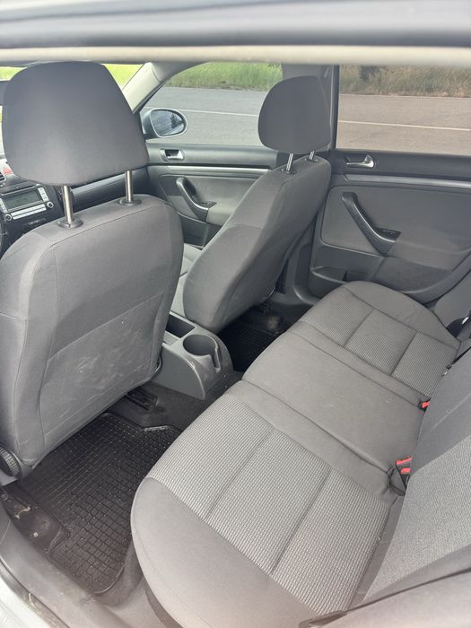 Продаж Golf 1.6 benzin