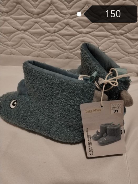 Взуття для дівчат