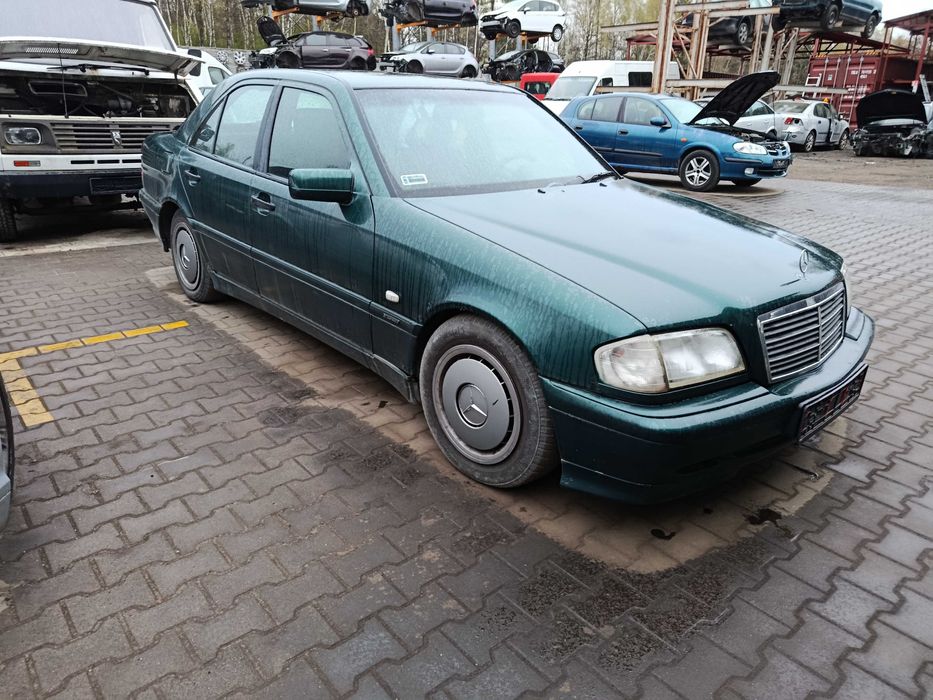 Mercedes W202 C200 CDI 1999r NA CZĘŚCI