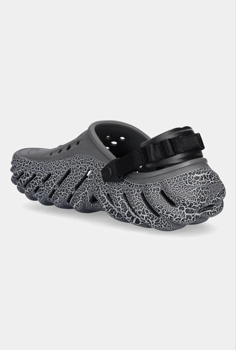 Шльопанці Crocs Echo Crackle Clog