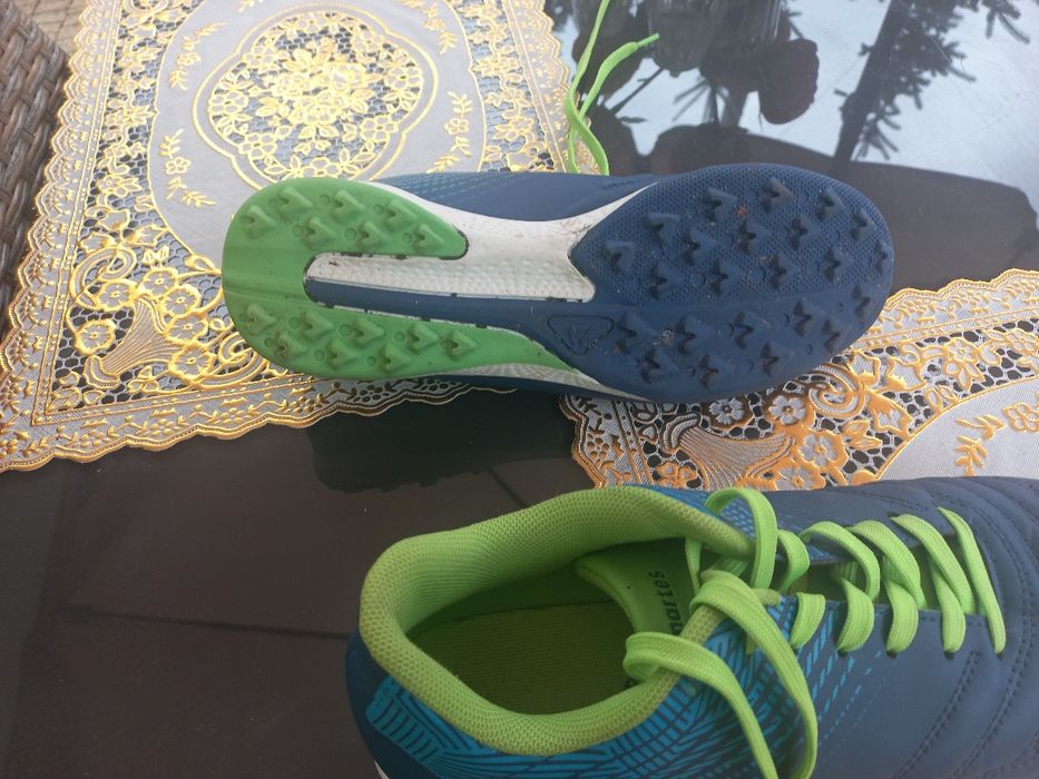 Buty do grania w piłkę Martes