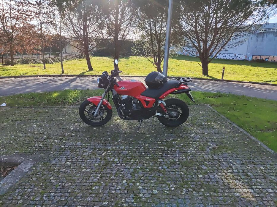 Mota 125cc AJS negociável