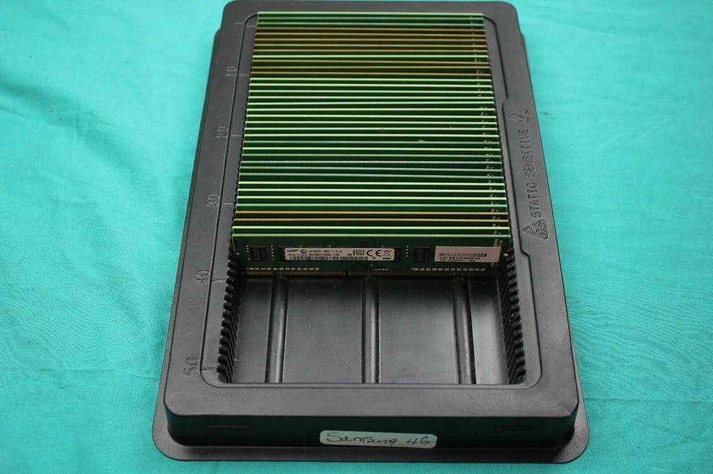 Память 4Gb DDR3 DIMM PC3 разный бренд