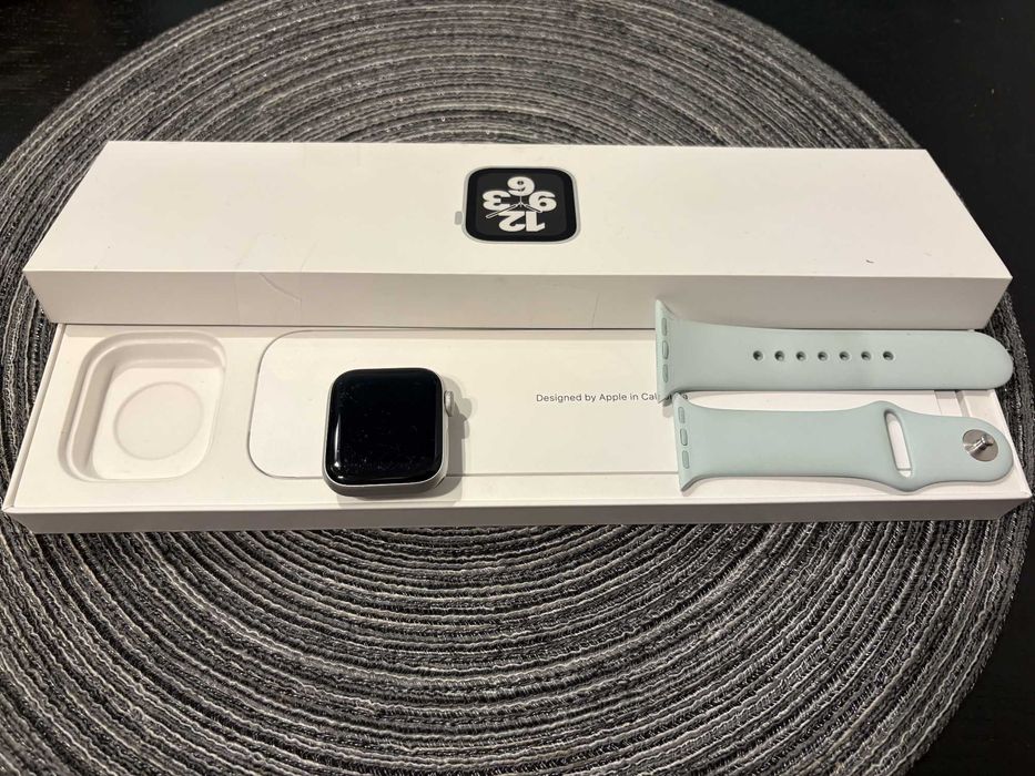 Apple Watch SE 2 40mm cellular srebrny GWARANCJA bateria 100%