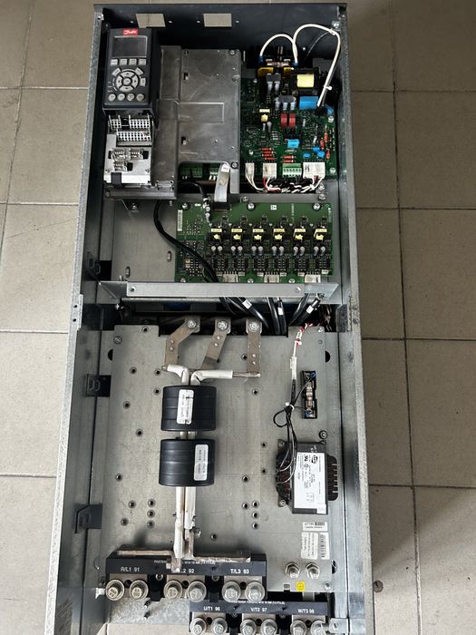 Преобразователи частоты Danfoss  18.5, 55, 75, 90, 110 кВт