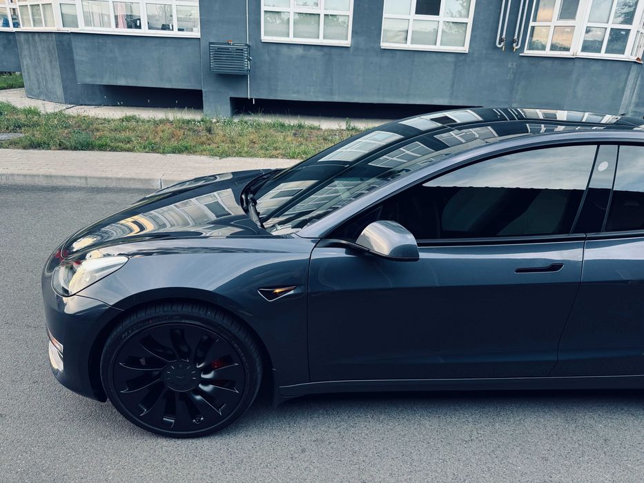 Tesla Model 3 2023 VIN 5YJ3E1EC6PF694499 фото оголошення 4 з 24