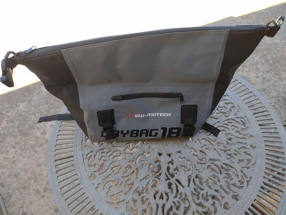 Mala de viagem para moto impermeável - SW-MOTECH 180  de 18 Litros