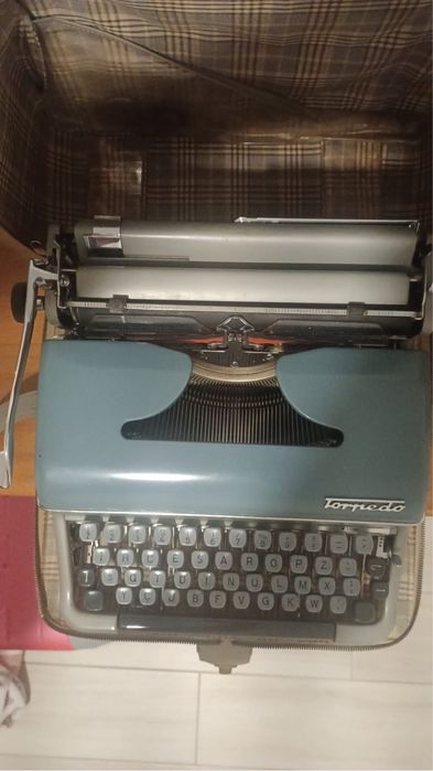 Máquina de Escrita Antiga