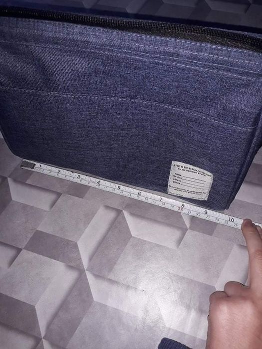 Estojo novo nunca usado.