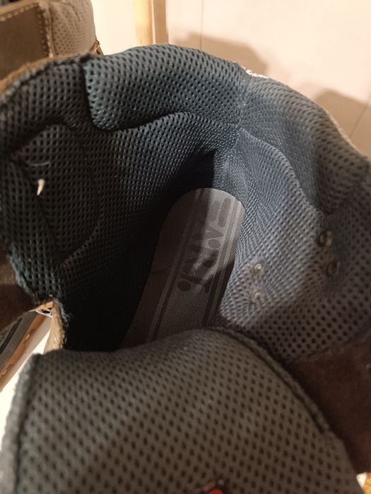 Взуття черевики чоловічі