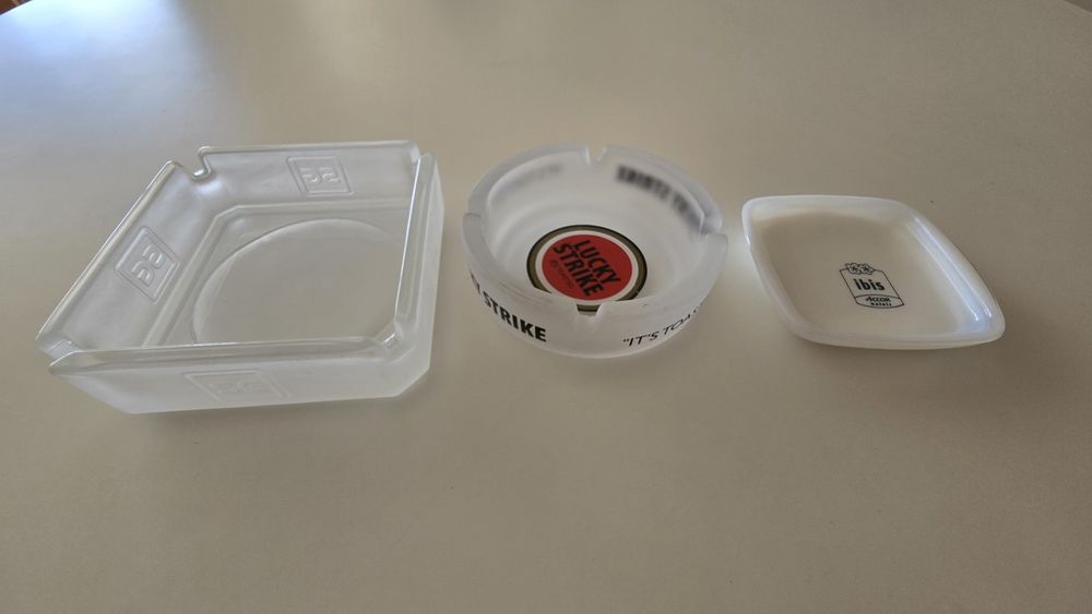 Cinzeiros (SG, Lucky Strike e Ibis)