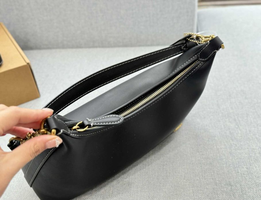 Сумка Coach Juliet 30 шкіряна