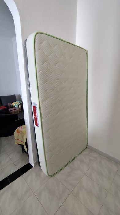 Colchão Estracol Super Anatómico + Estrado