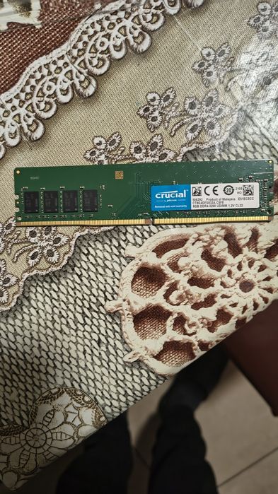 Оперативна пам’ять Crucial DDR4 8GB 3200MHz DIMM —  нова