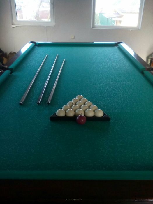 Продам Бильярдный стол 10 футов в отличном состоянии
