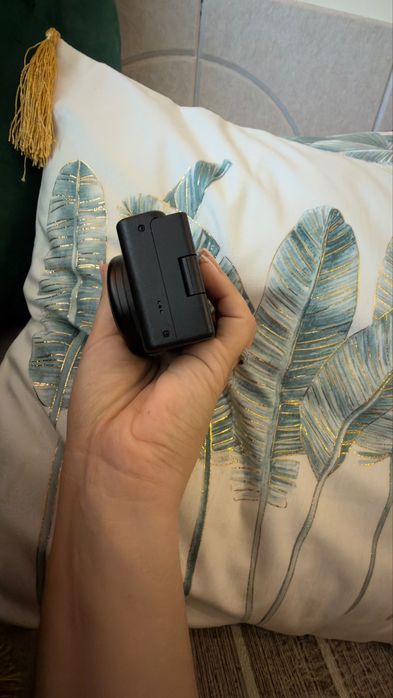 Sony ZV-1F | Como Nova | Caixa Original