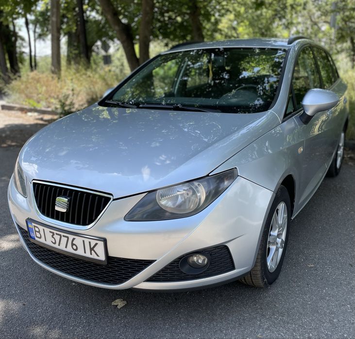 Seat ibiza 2011 рік