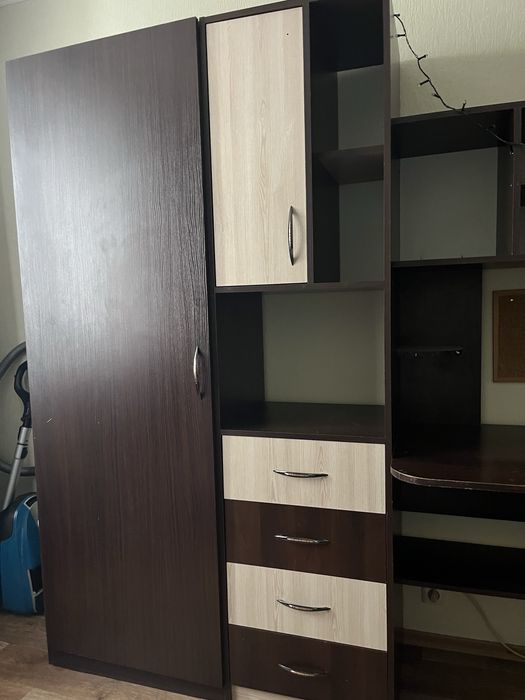 Стенка для гостинной или детской