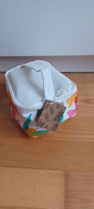 Kosmetyczka Yves Rocher Nowa z metka