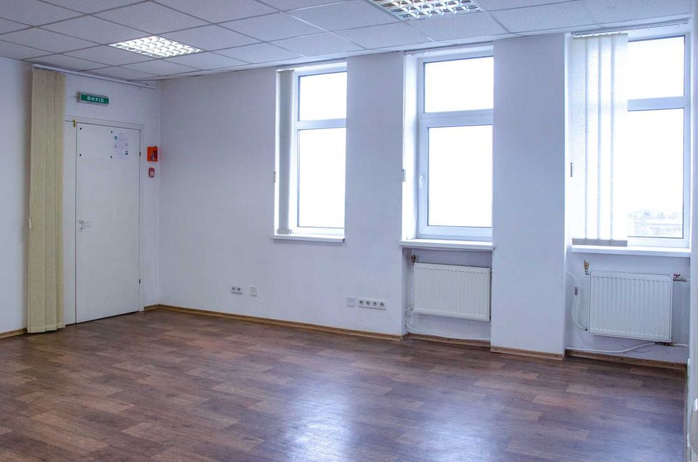 Офіс 297м2. Кабінети. Генератор, метро Святошин, Без%