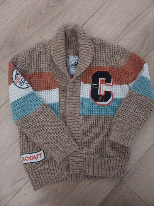 Sweter chłopięcy r. 122 Reserved