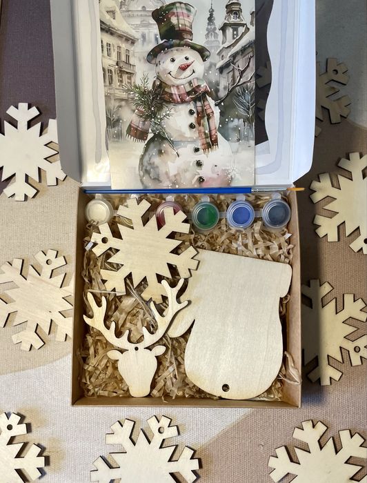 Набір,подарунок,іграшки на ялинку,зД розмальовки для дітей.