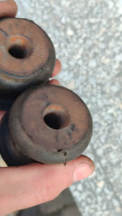 Продам сайлентблок підрамника