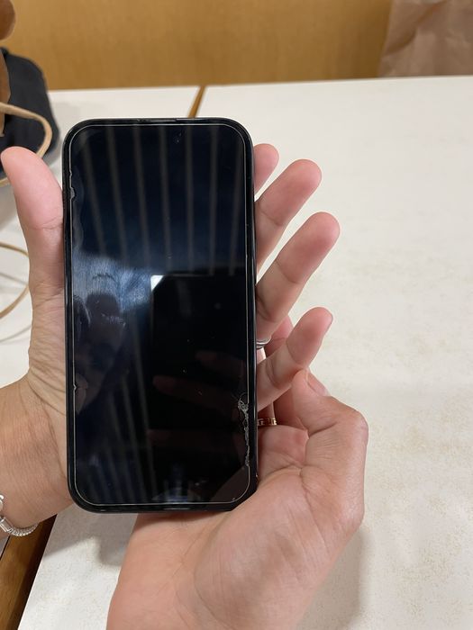 iPhone 15, 256 GB, Semi-New64738536661377123