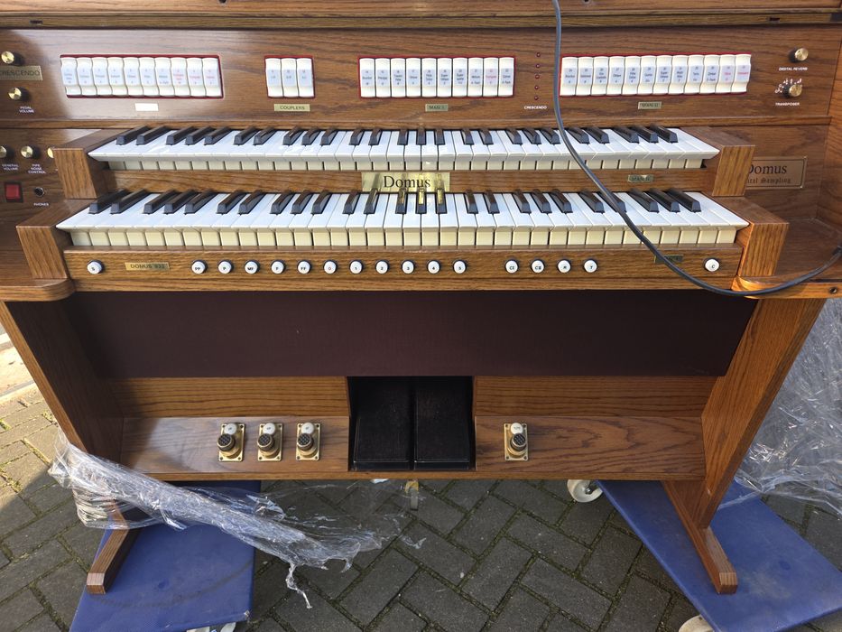 Organy cyfrowe Domus 932