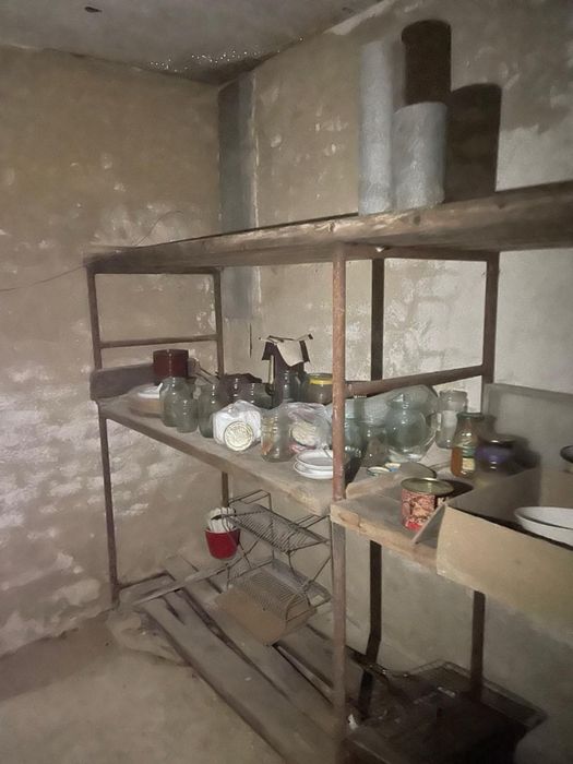 Дача зі Зручностями, Каміном та Грубою