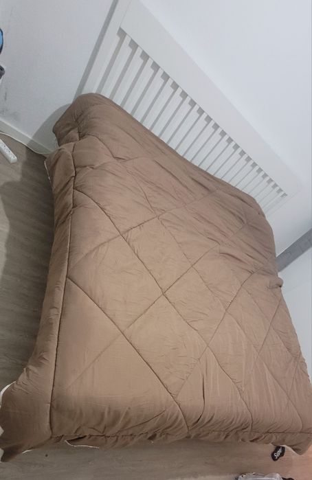 Cama e Colchão Casal