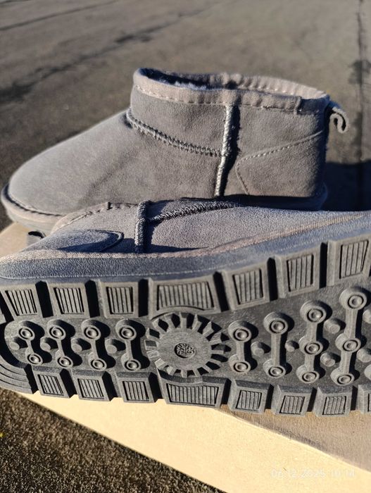 Уггі 39 нові без коробки