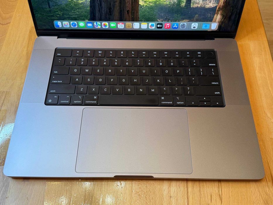 MacBook Pro 16' m1 pro 2021 16/512 space gray