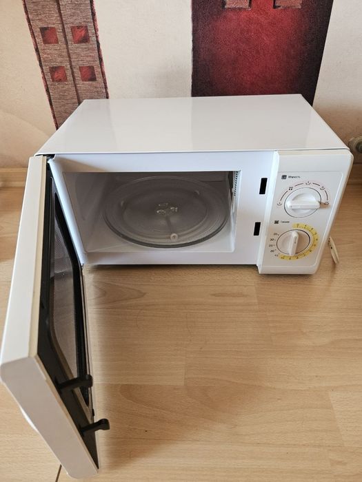 Микроволновая печь DAEWOO