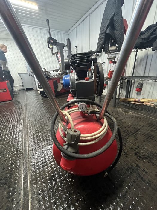 Компресор Forte 100 л 380в